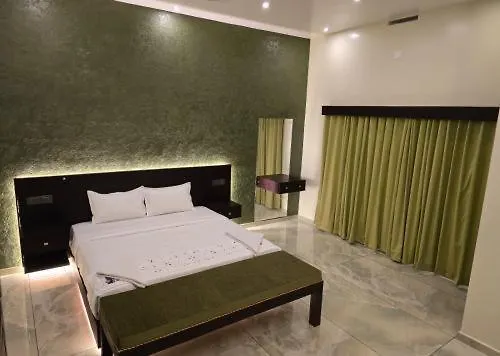 Mathew'S Legacy By Whitetrip Villa Vagamon